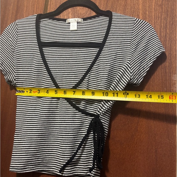 Bozzolo Black & White Striped Wrap Shirt - Picture 6 of 6